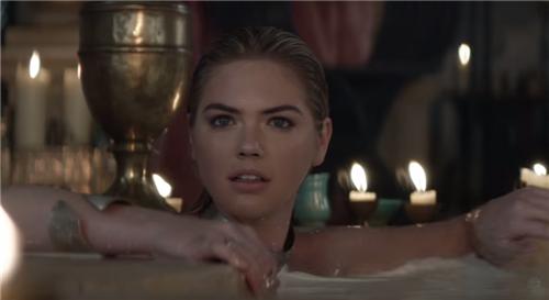 美国名模凯特•阿普顿在《战争游戏：火力时代》电视广告中出镜