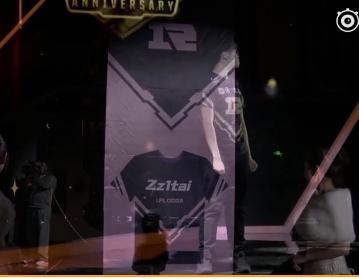 1480587612641236.png blob.png