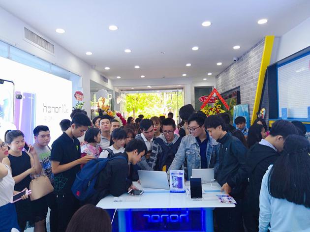 1529922642467227.jpg 华为.jpg