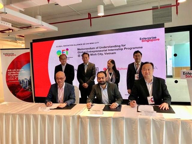 1563790613691980.jpeg Indovina_Bank_Cathay_Holdings_Finaxar_partners_to_finance_SMEs.jpeg