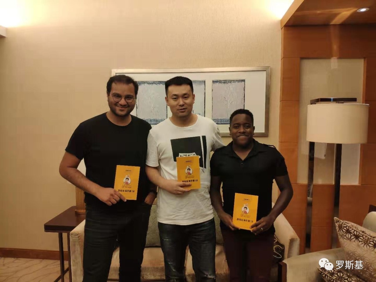 1565169882103132.jpg 罗斯基1.jpg