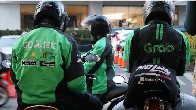 1569999283323250.jpg 摩托车.jpg