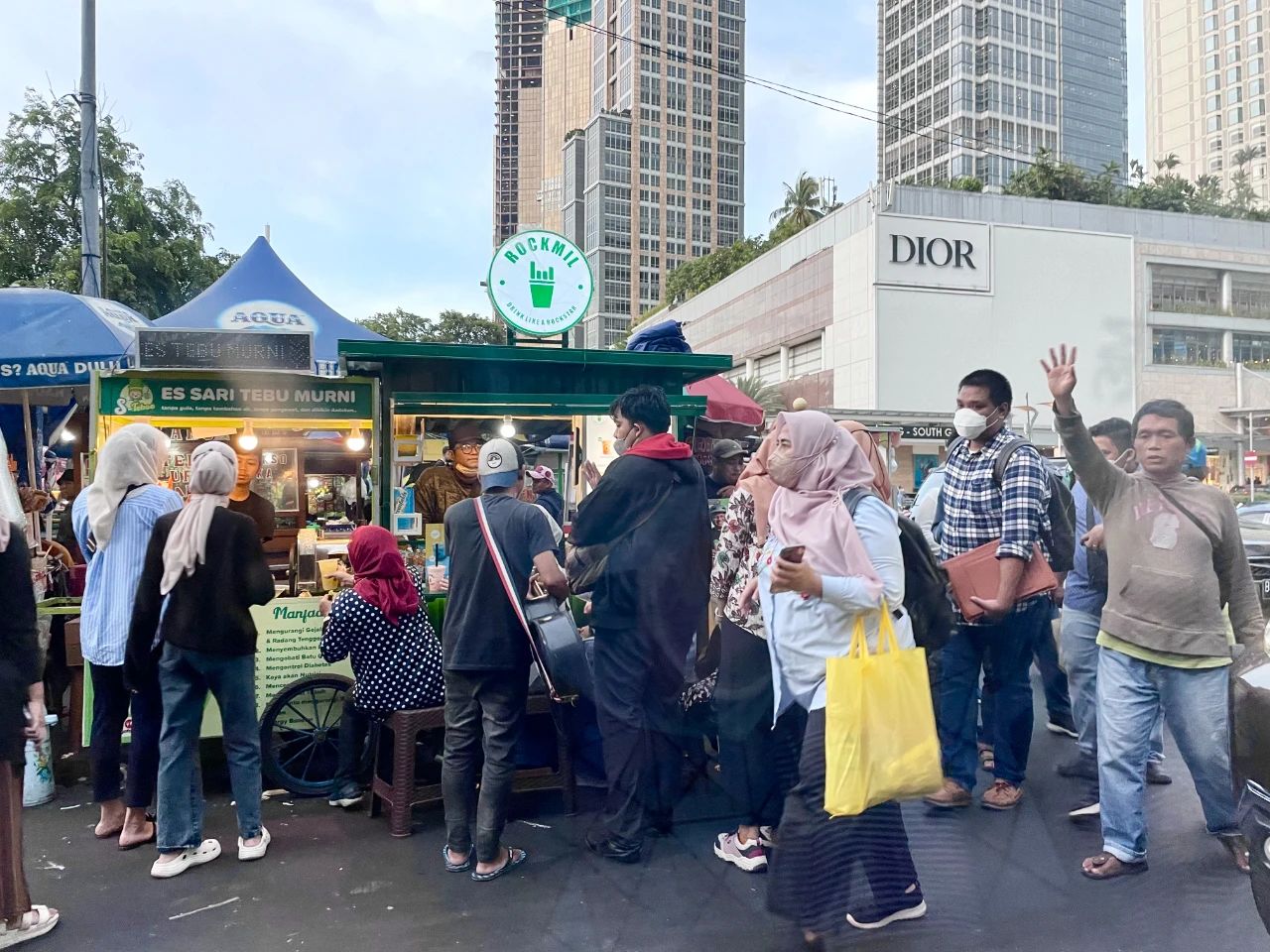 1695033387850681.jpg 5.jpg