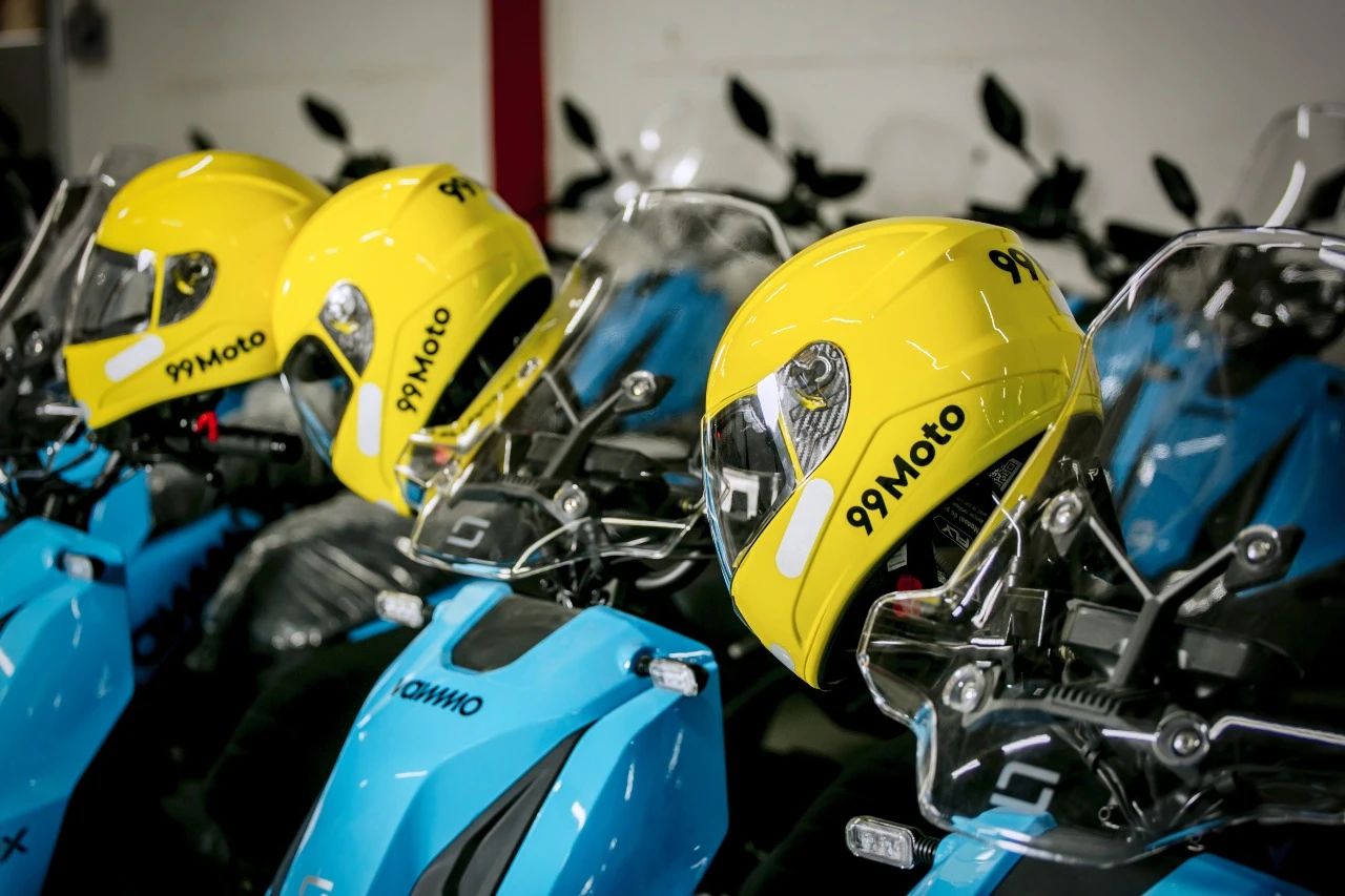 1744623107829389.jpg 是8.jpg