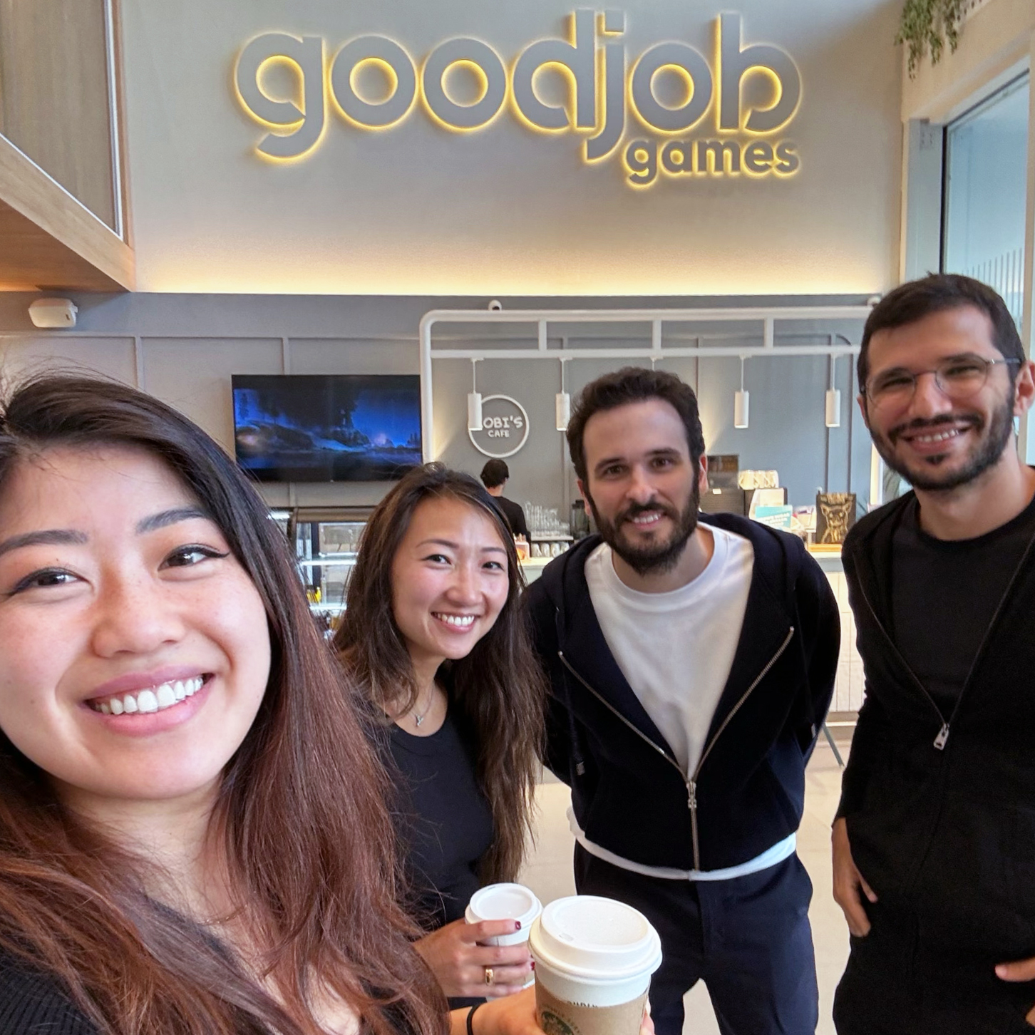 1755864887755929.jpg gjg-1x1-1.jpg