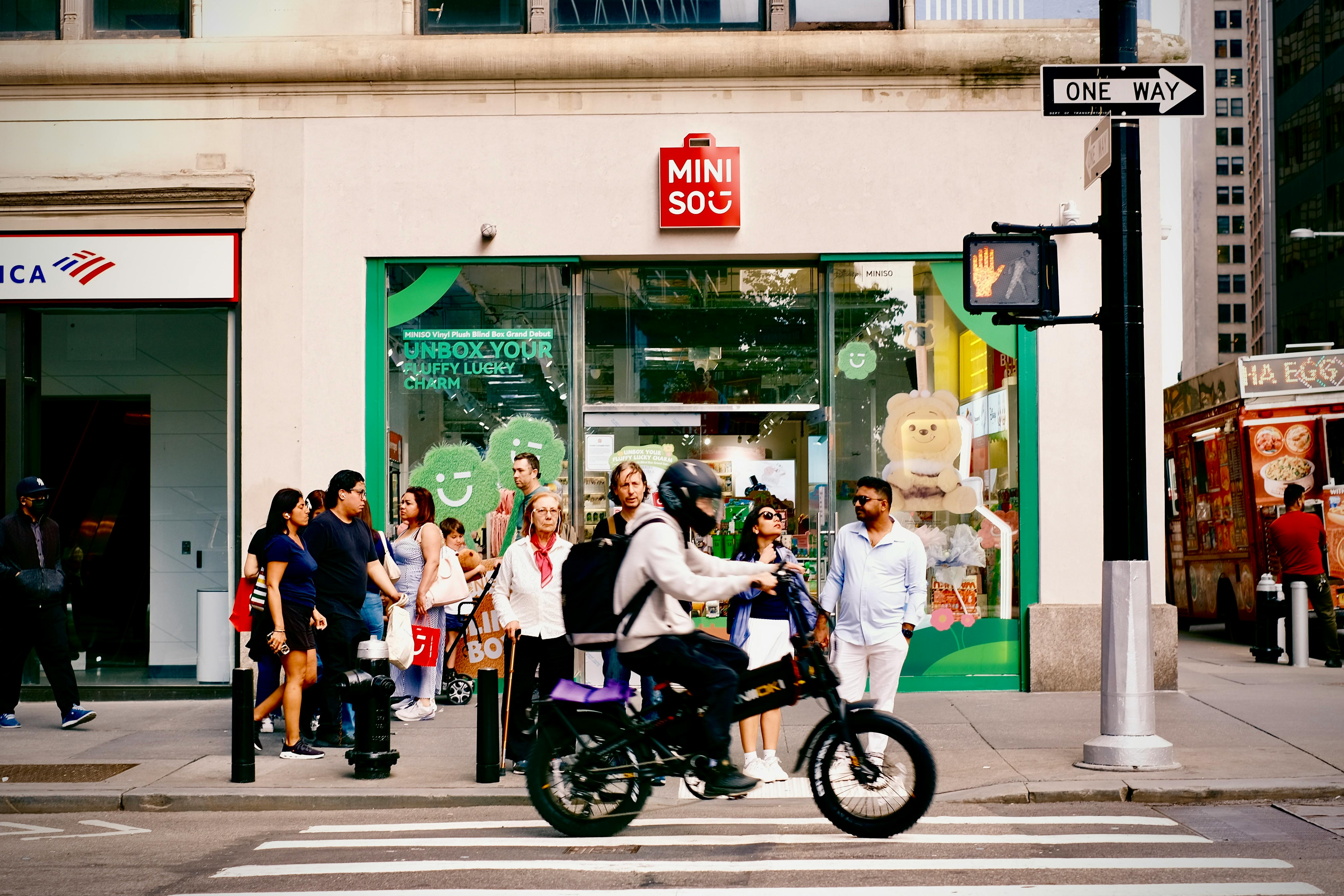 1756112976296582.jpg pexels-maydonshoots-2152052688-32111592.jpg