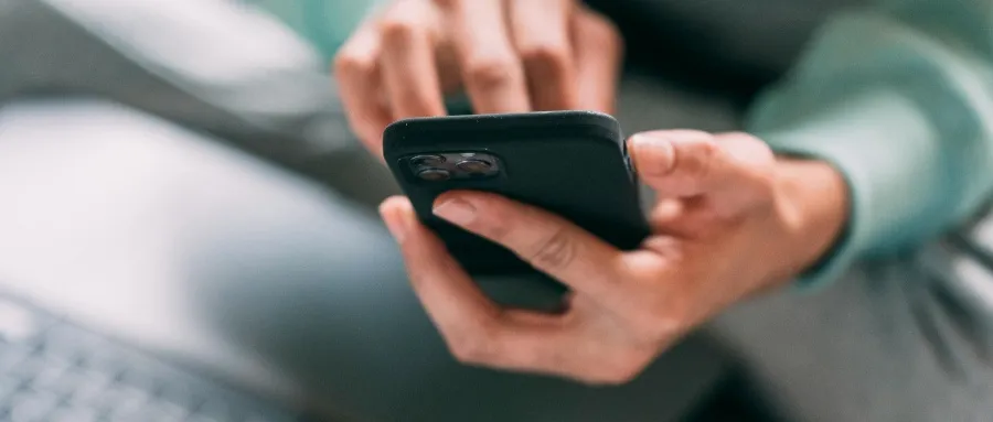 蹭豆包手机热度？智谱AutoGLM开源，AI手机终于起风了