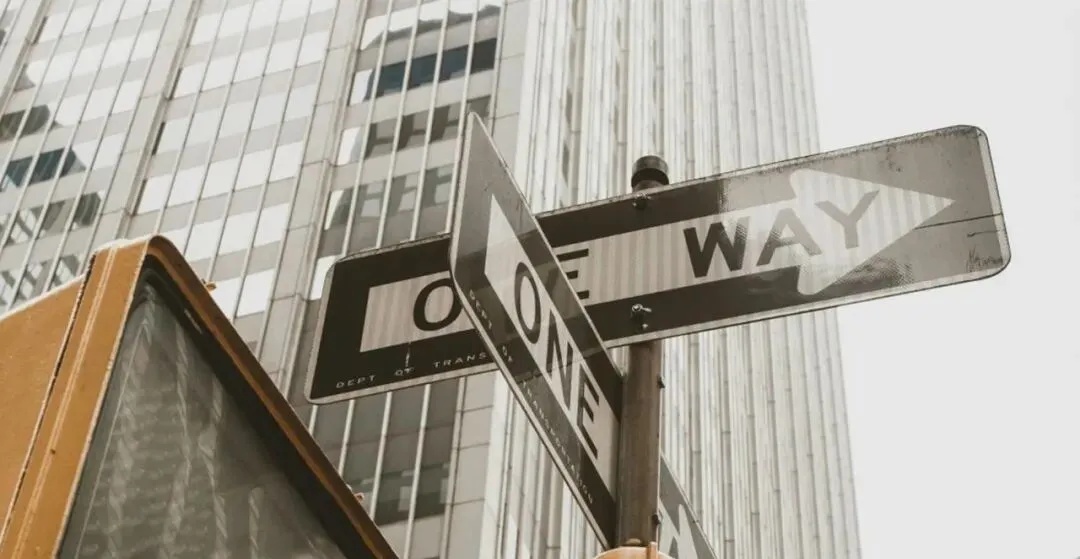 红包砸向AI入口，一场被错估的争夺战？