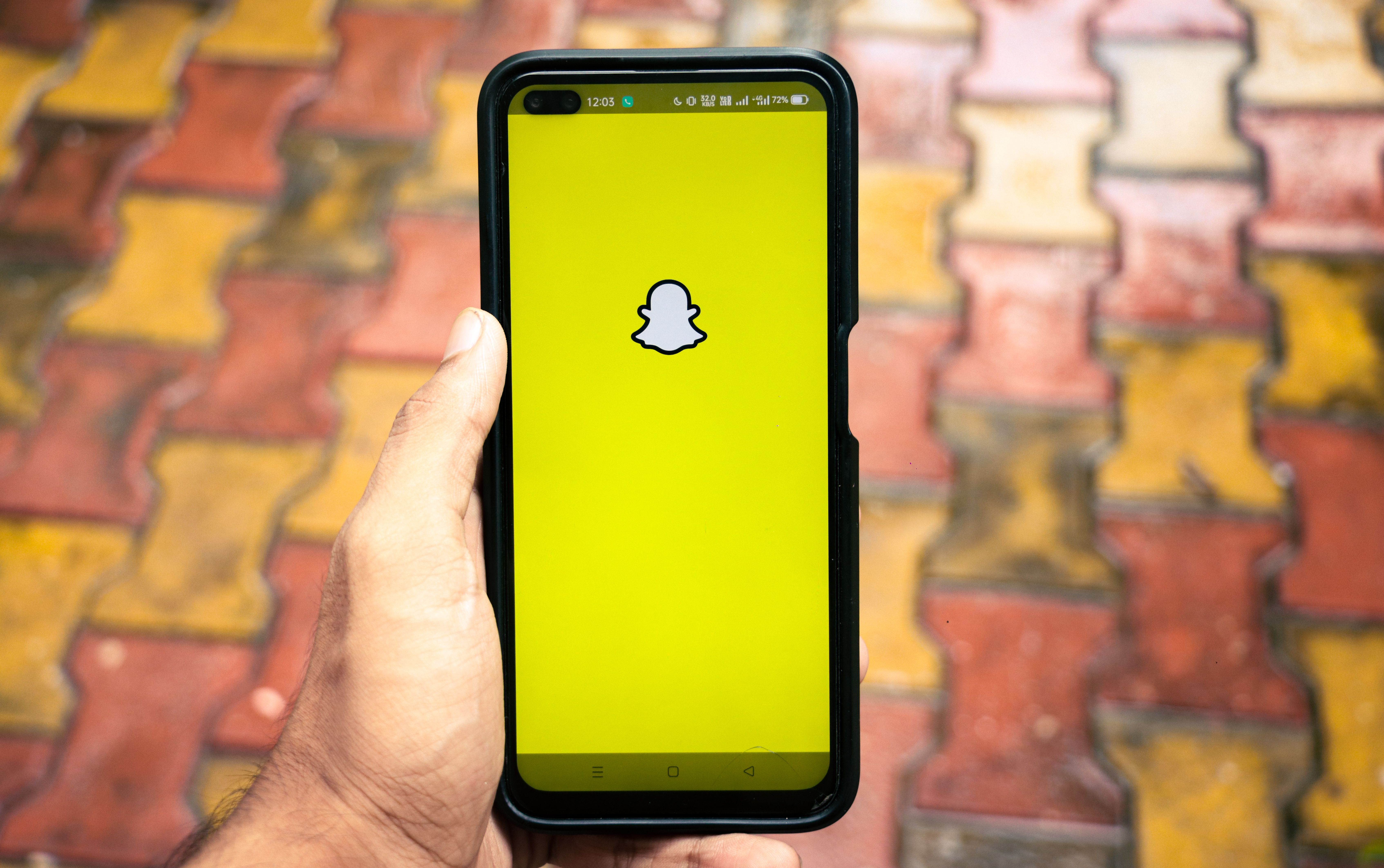 世界杯广告送暖，Snap Q2营收超预期盘后飙涨13%，CEO却称AR眼镜才是“最大长期机遇”